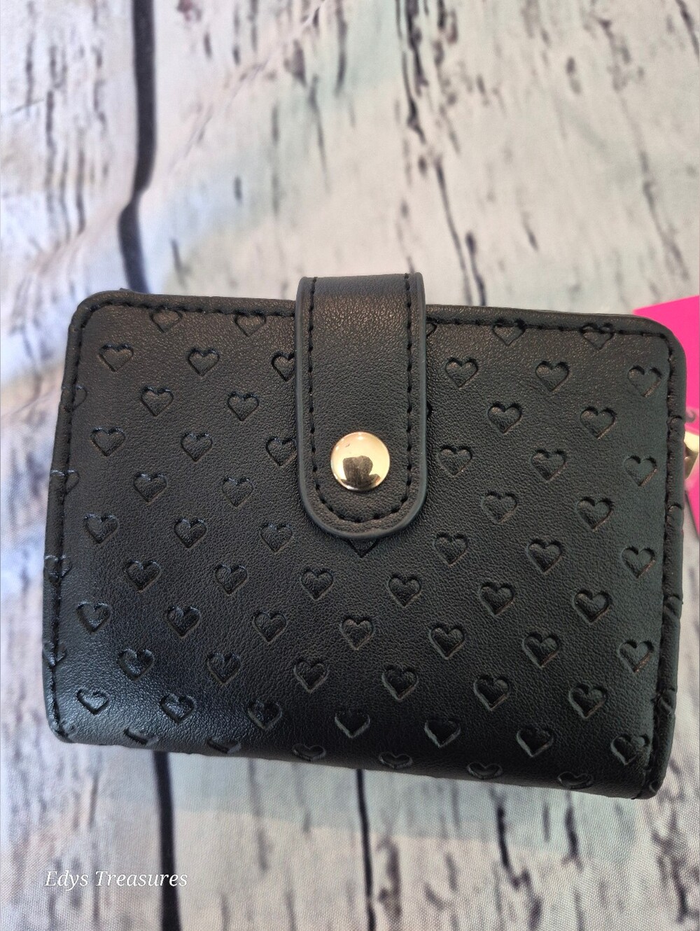 Betsey Johnson Black Heart Embossed Bifold Wallet Compact Snap Nwt - Picture 8 of 9